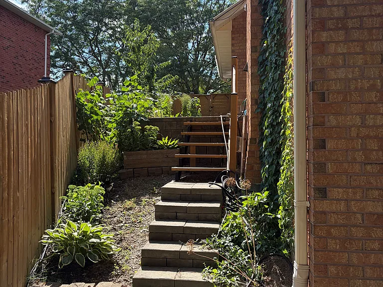 23 Lacey Ct — Photo 41