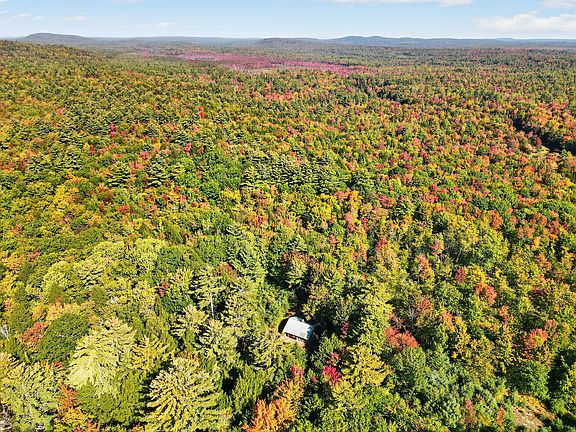 5th image of 200 Horn Hill Road