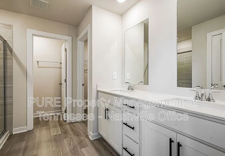 3889 Northbrook Dr — Photo 19