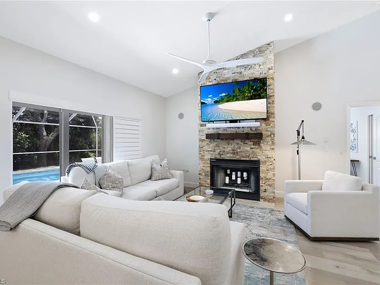 1507 Vintage Ln — Photo 6