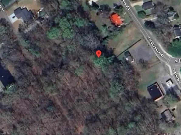 849 S Salisbury St, Mocksville, NC 27028