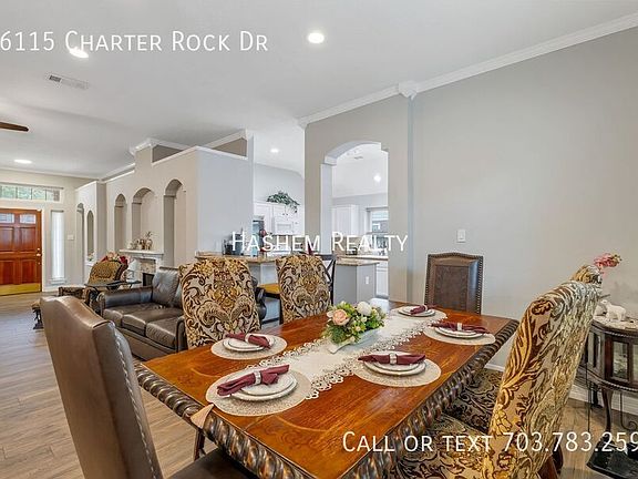 4th image of 16115 Charter Rock Dr