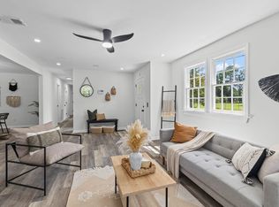 136 Mahoney Ln, Moncks Corner, SC 29461