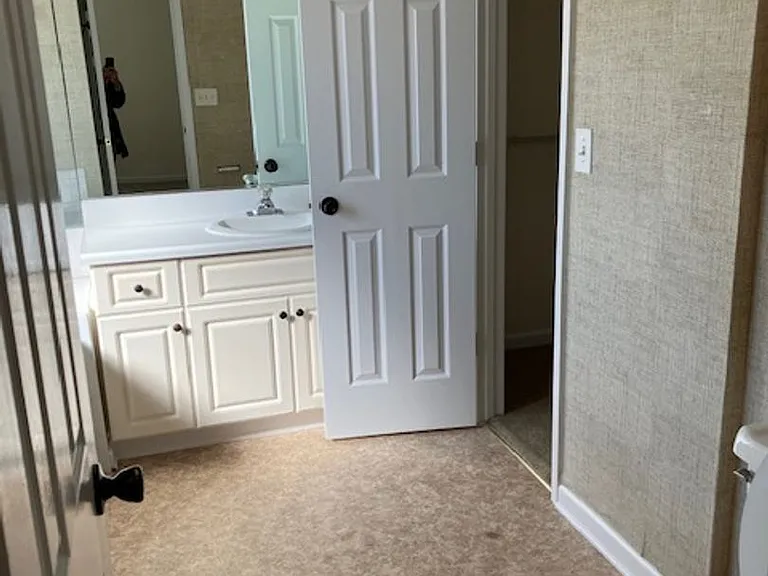 715 Clearwater Ct #L — Photo 10
