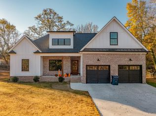 27 Durgin Hollow Rd, Chickamauga, GA 30707