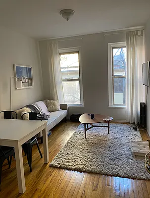 Rented by Current Real Estate Advisors | media 1