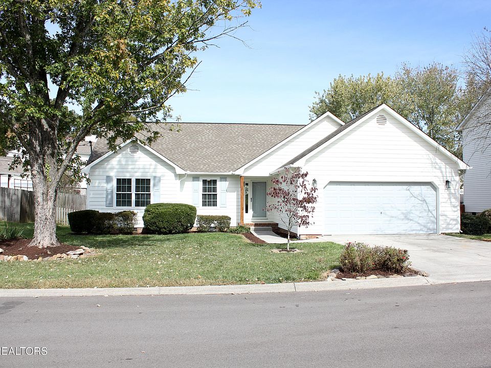 1st image of 8805 Quails Bend Ln