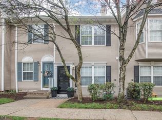 2141 Jordan Ct, Mahwah, NJ