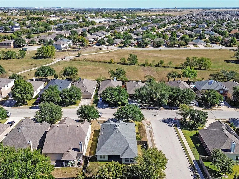 3300 Winding Shore Ln — Photo 26