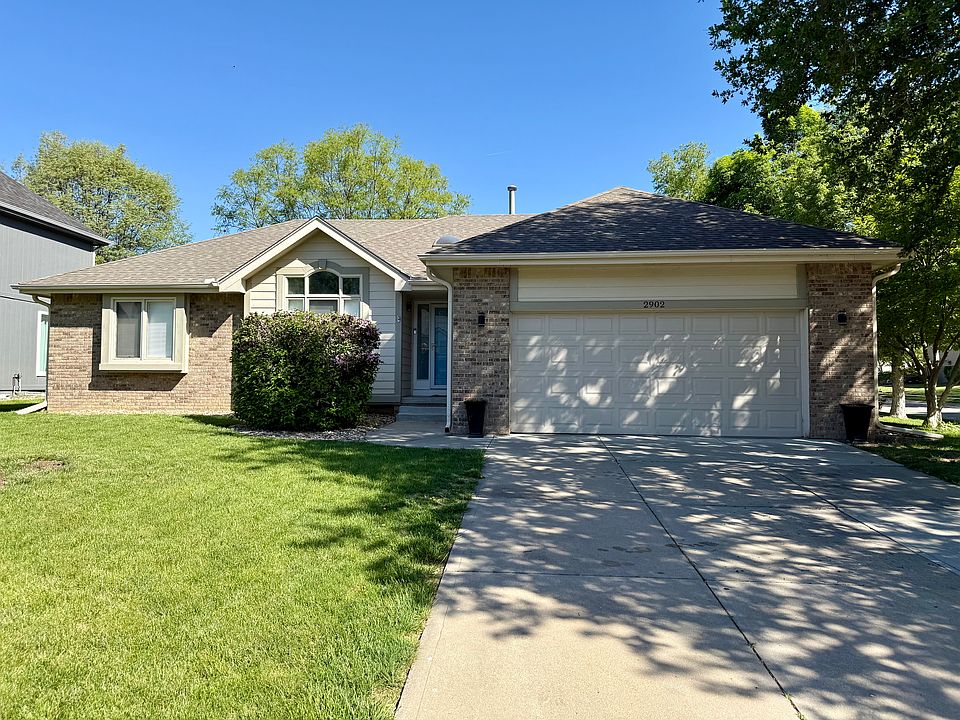 1st image of 2902 Blackhawk Dr