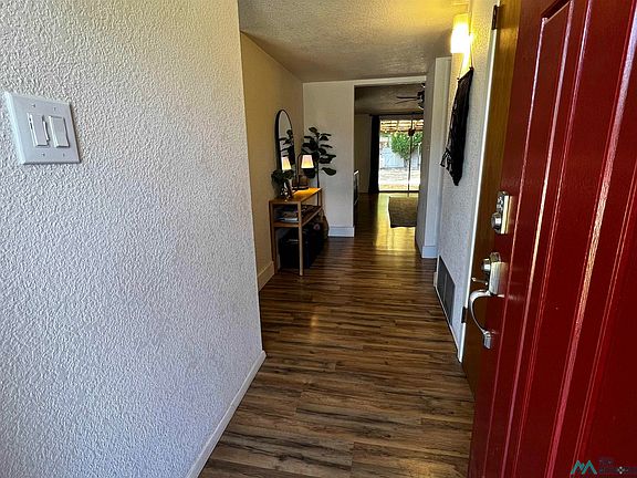 2nd image of 1301 Bryan Cir