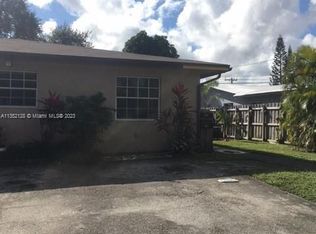 113 SW 10th St #113, Hallandale, FL 33009