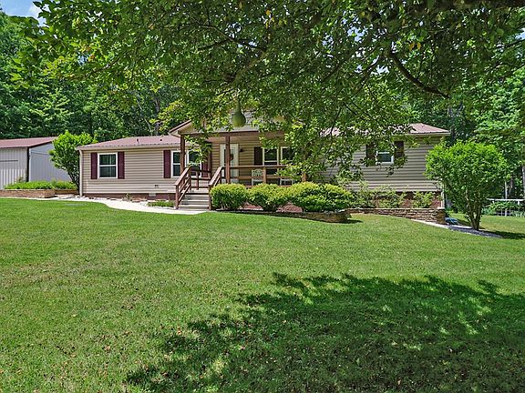 2nd image of 149 Vandever Ln