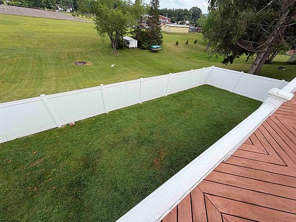 5th image of 114 Southview Dr