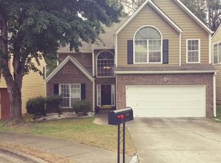 590 Durham Ridge Dr, Lilburn, GA 30047