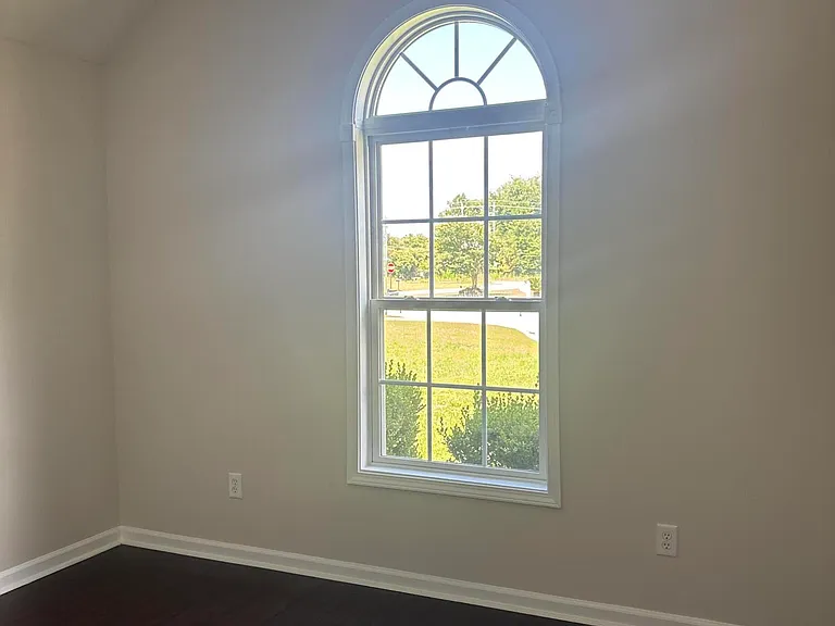 20 Walden Cir — Photo 51