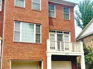 4470 Black Ironwood Dr, Fairfax, VA 22030