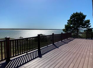 135 N Riverview Dr, Glenham, SD 57631