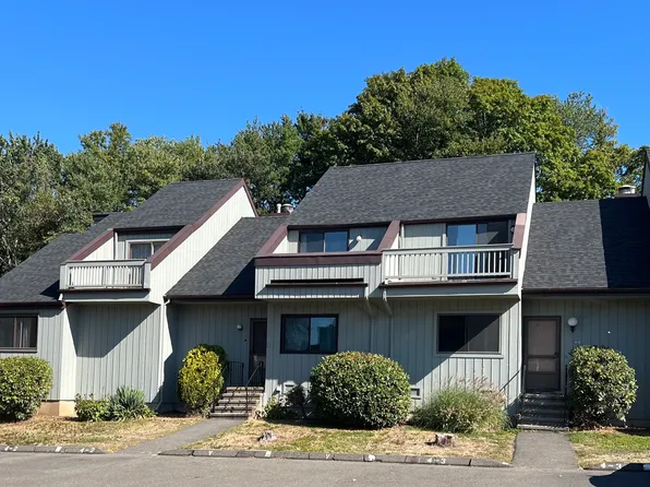 100 Hemlock Road #4-2, Branford, CT 06405