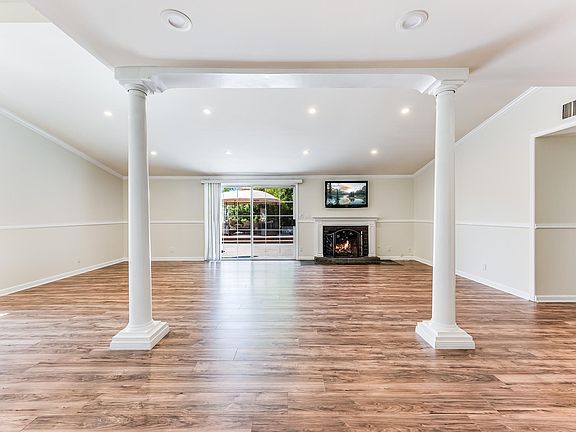 2nd image of 20867 Miranda St