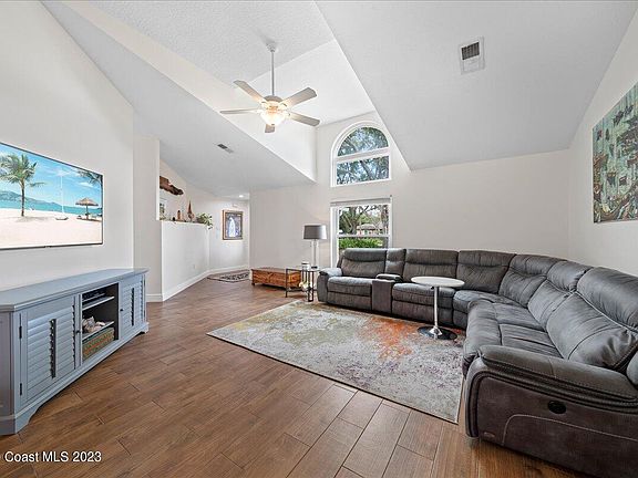 3rd image of 1762 Plantation Cir SE