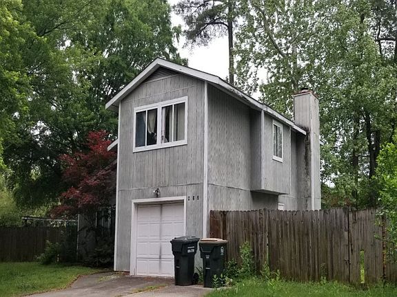 3rd image of 422 Musket Dr