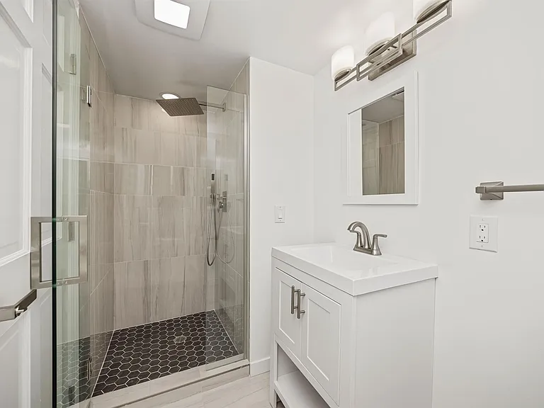 6096 Darramoor Rd — Photo 23