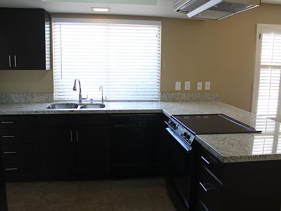 5th image of 4620 W Continental Dr