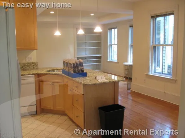 34 Healey St, Cambridge, MA 02138