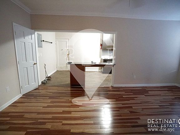 2nd image of 126 Bay 25th St APT 2