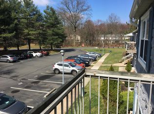 25 Cypress Ct, Lawrence Township, NJ 08648