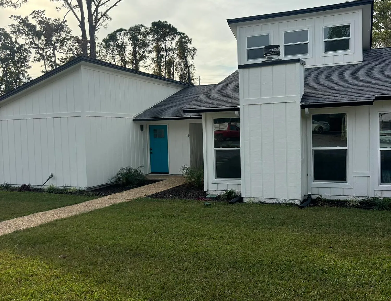 2 bed, 1040 sqft, $1,650 — Photo 1