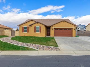 3266 Desert Cloud Ave, Rosamond, CA 93560
