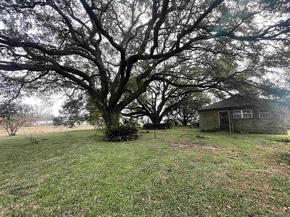 2nd image of 3912 Addis Ln