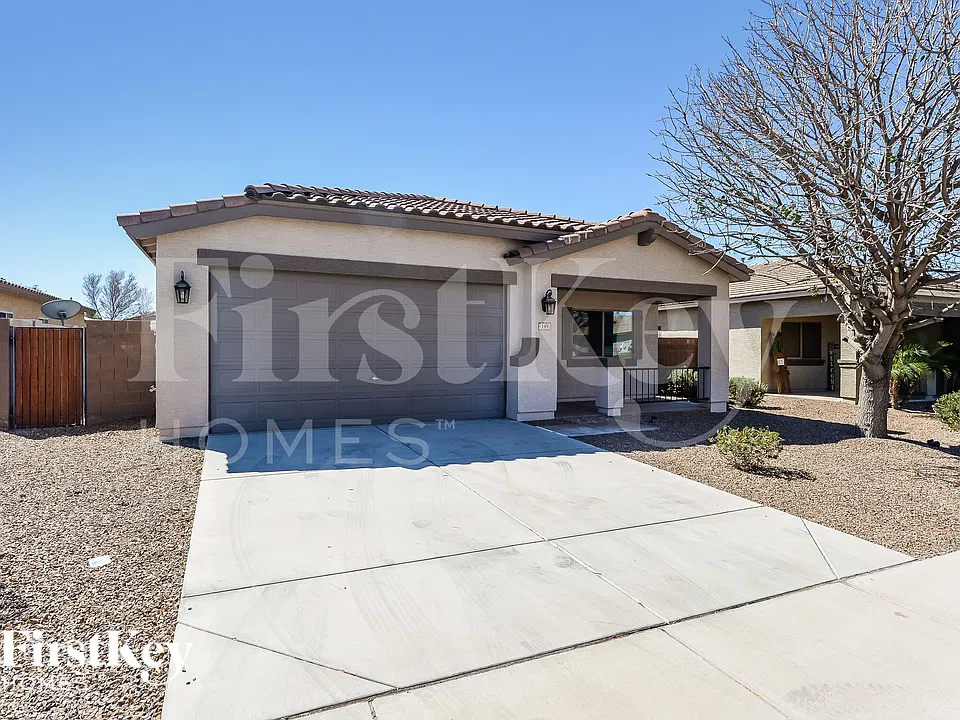 149 W Dragon Tree Ave