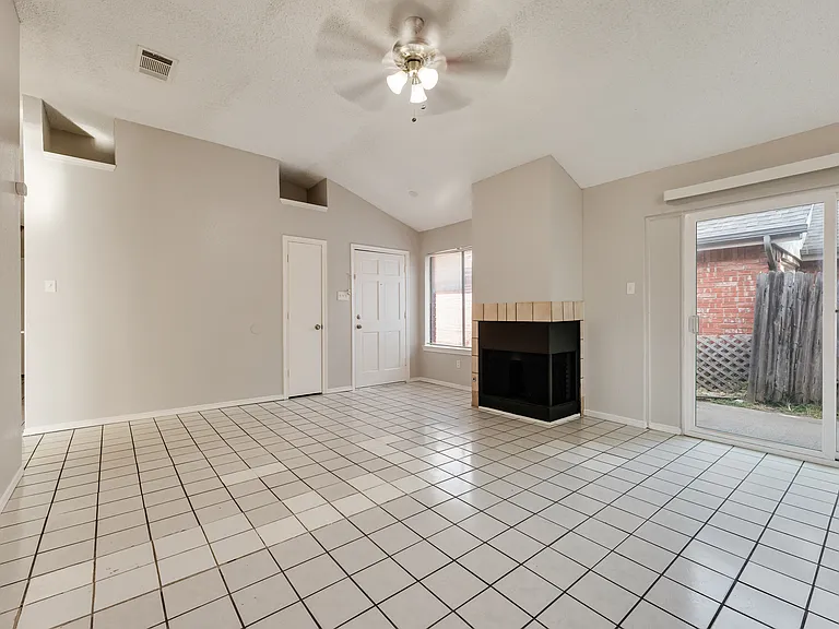 3078 Rustlewind Ln — Photo 9