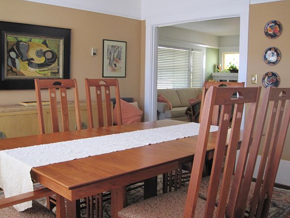 _dining room looking towards the livingroom