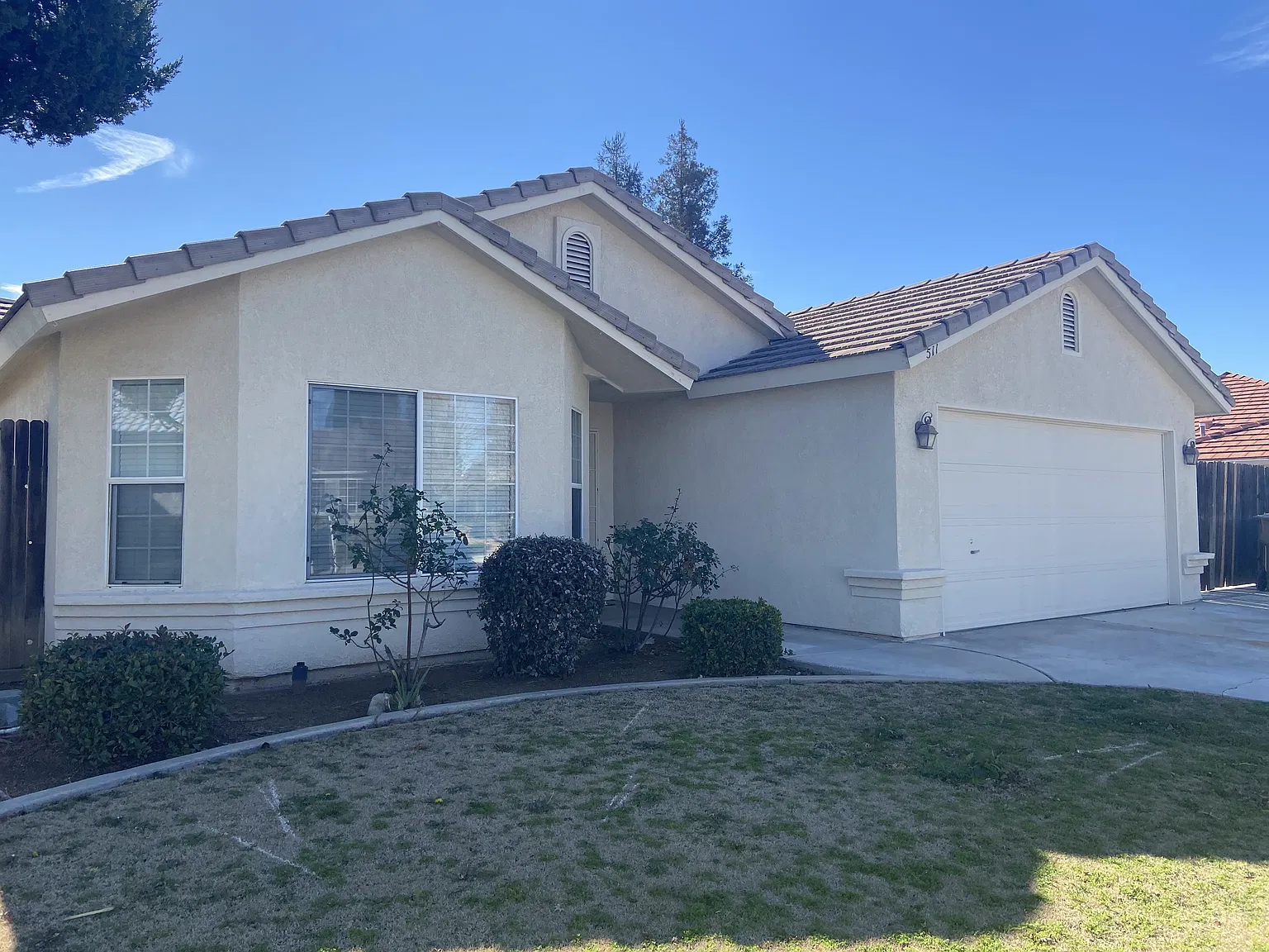 4 bed, 1703 sqft, $2,450 — Photo 2