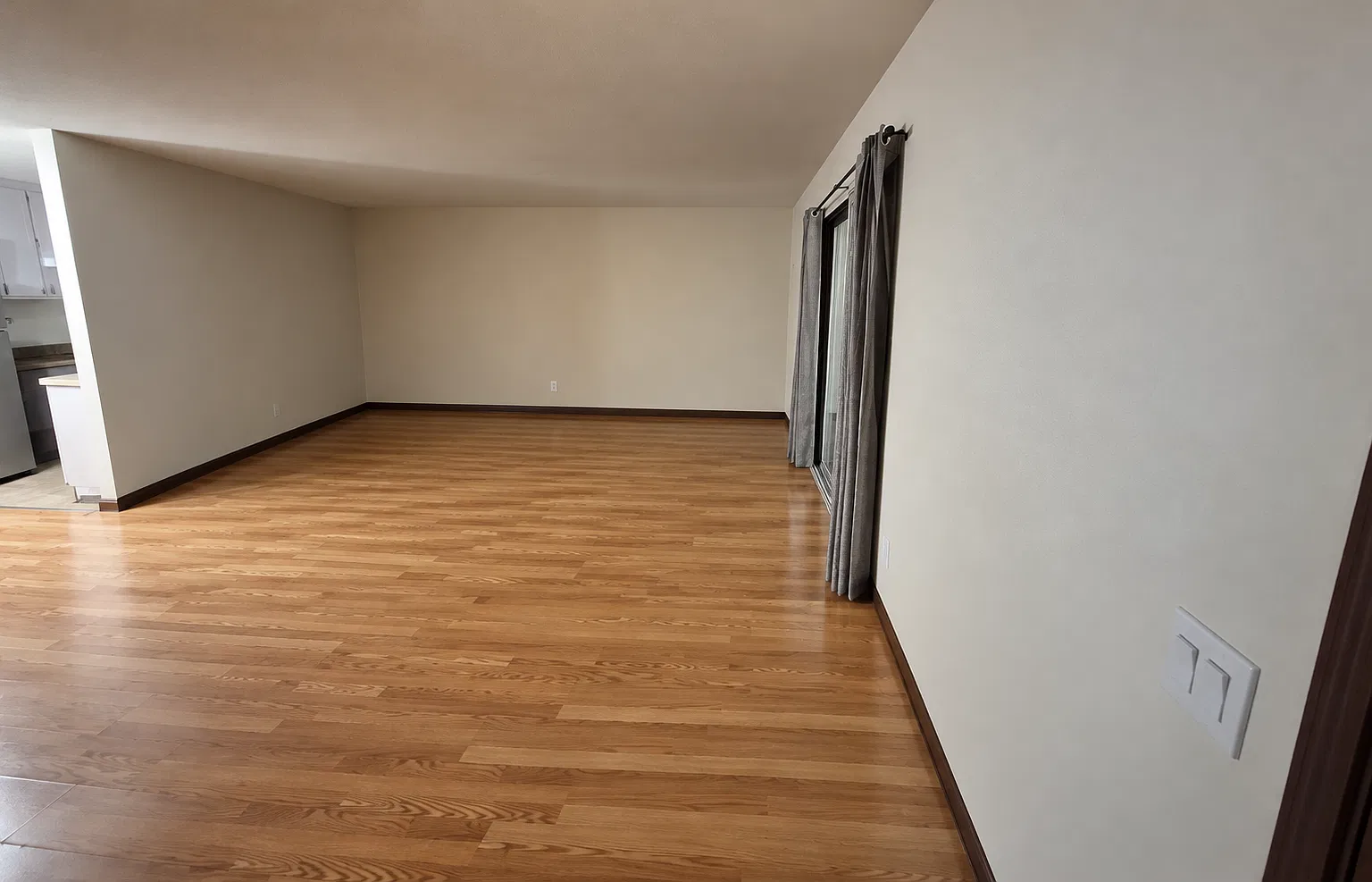 2 bed, 804 sqft, $2,400 — Photo 4