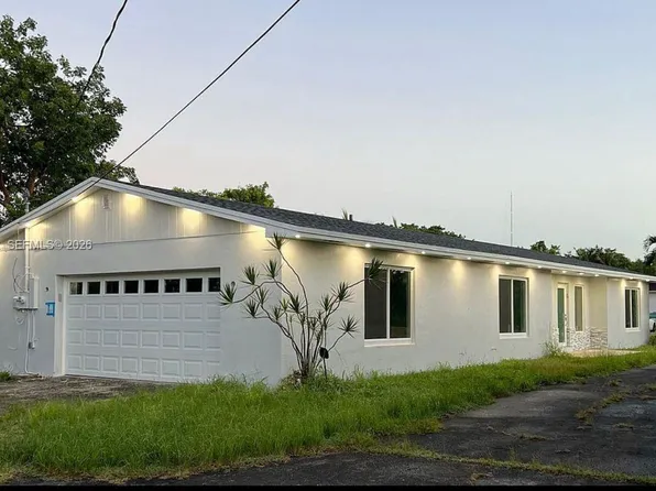 27501 SW 162nd Ct, Homestead, FL 33031