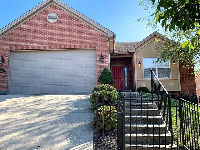 1st image of 2814 Parkwalk Dr