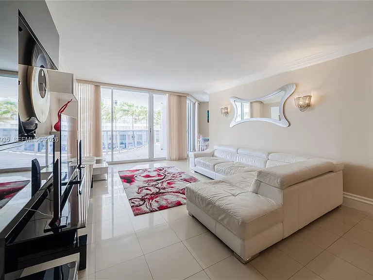 16711 Collins Ave #303 — Photo 4
