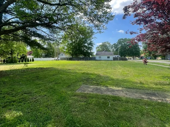502 S East St, Homer, IL 61849