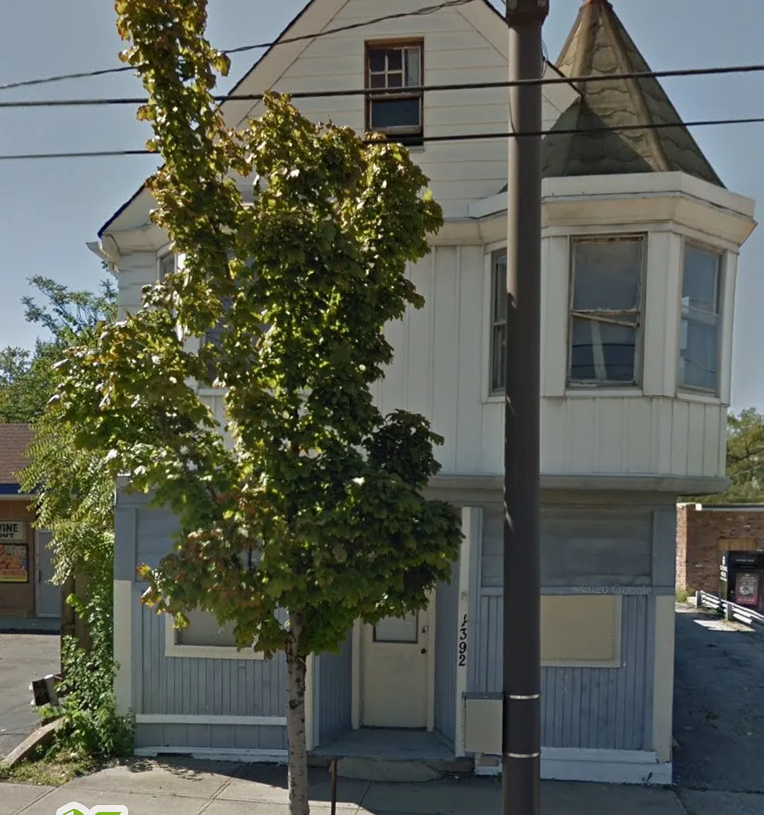 3 bed, 1247 sqft, $1,200 — Photo 1