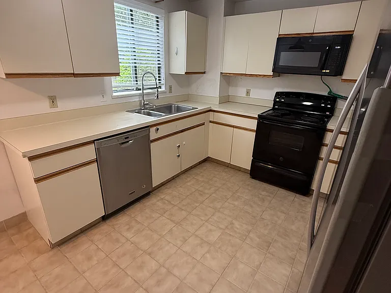 65 Lake Ave #227 — Photo 5