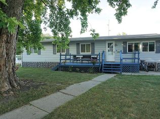 106 Strawberry Ct, Ames, IA 50010