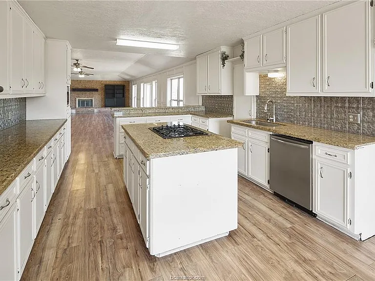5342 FM 2223 — Photo 6
