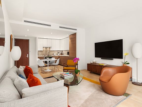 3rd image of 337 E 62nd St APT 2B