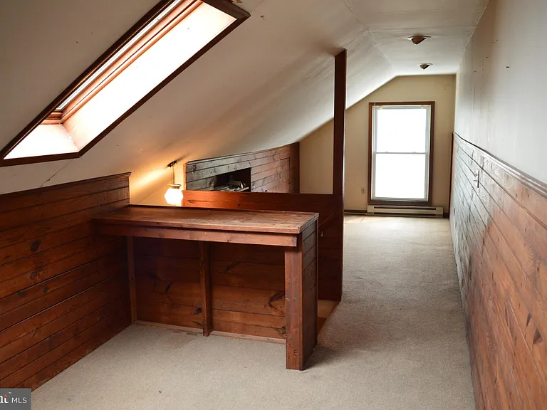 121 Broad St — Photo 28