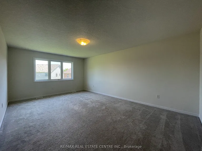 7869 Buckeye Cres — Photo 18